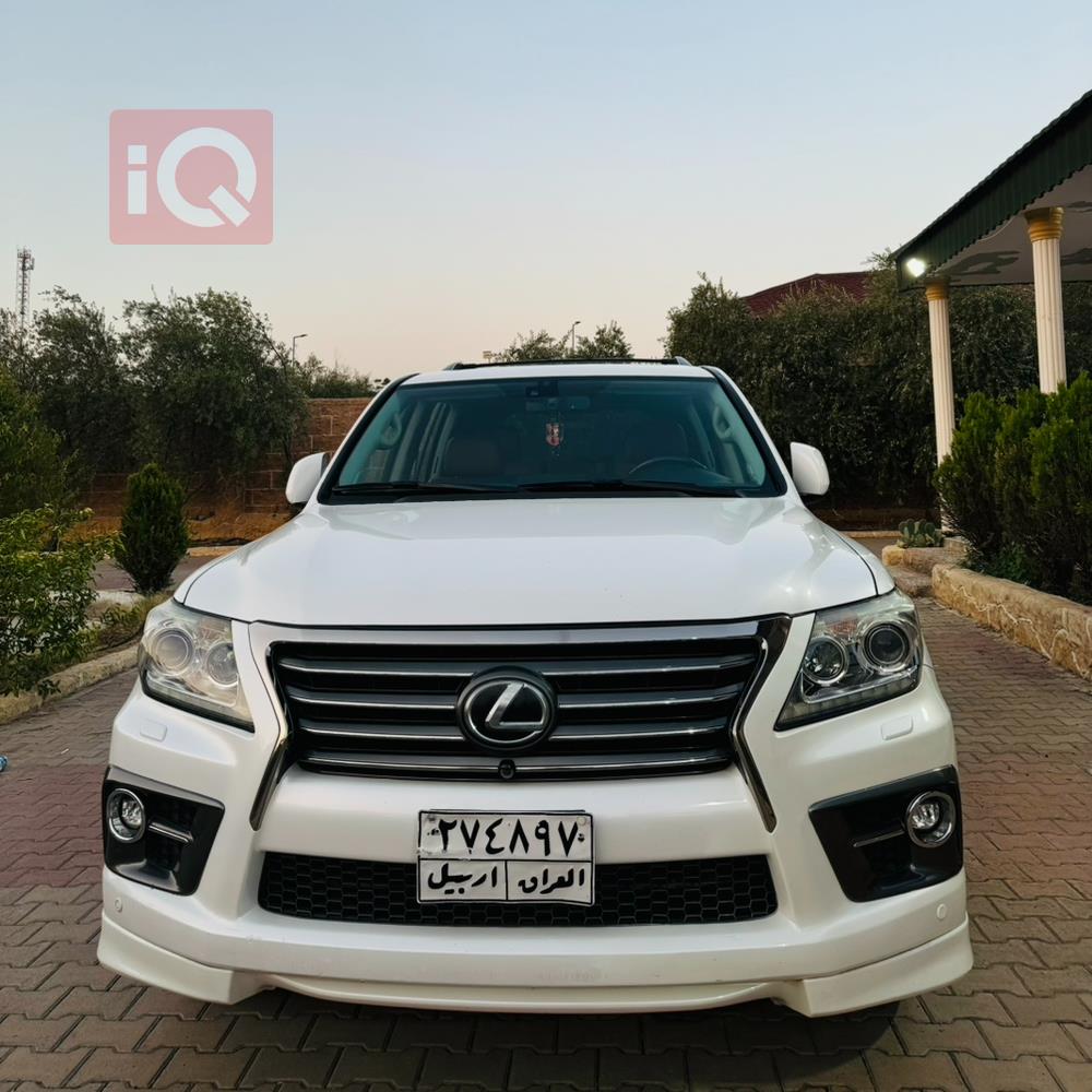 Lexus LX